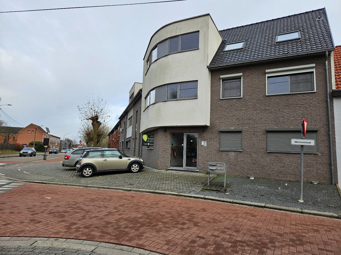 Gelijkvloers appartement met 2 slpks in Sint-Jozef-Olen! foto {{pictureIndex}}