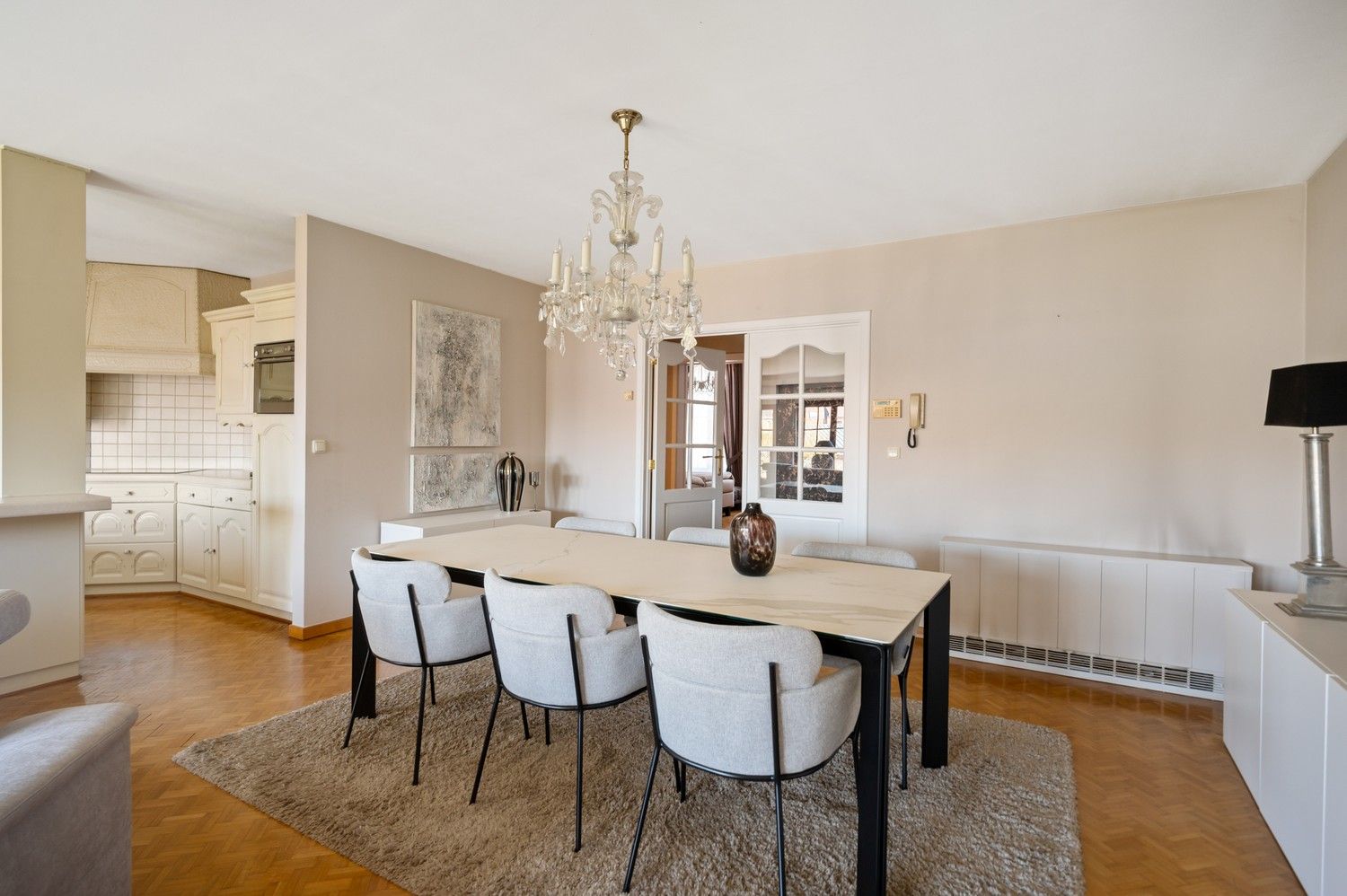 Ruime woning met polyvalente (kantoor)ruimte & tuin te Lier! foto 7