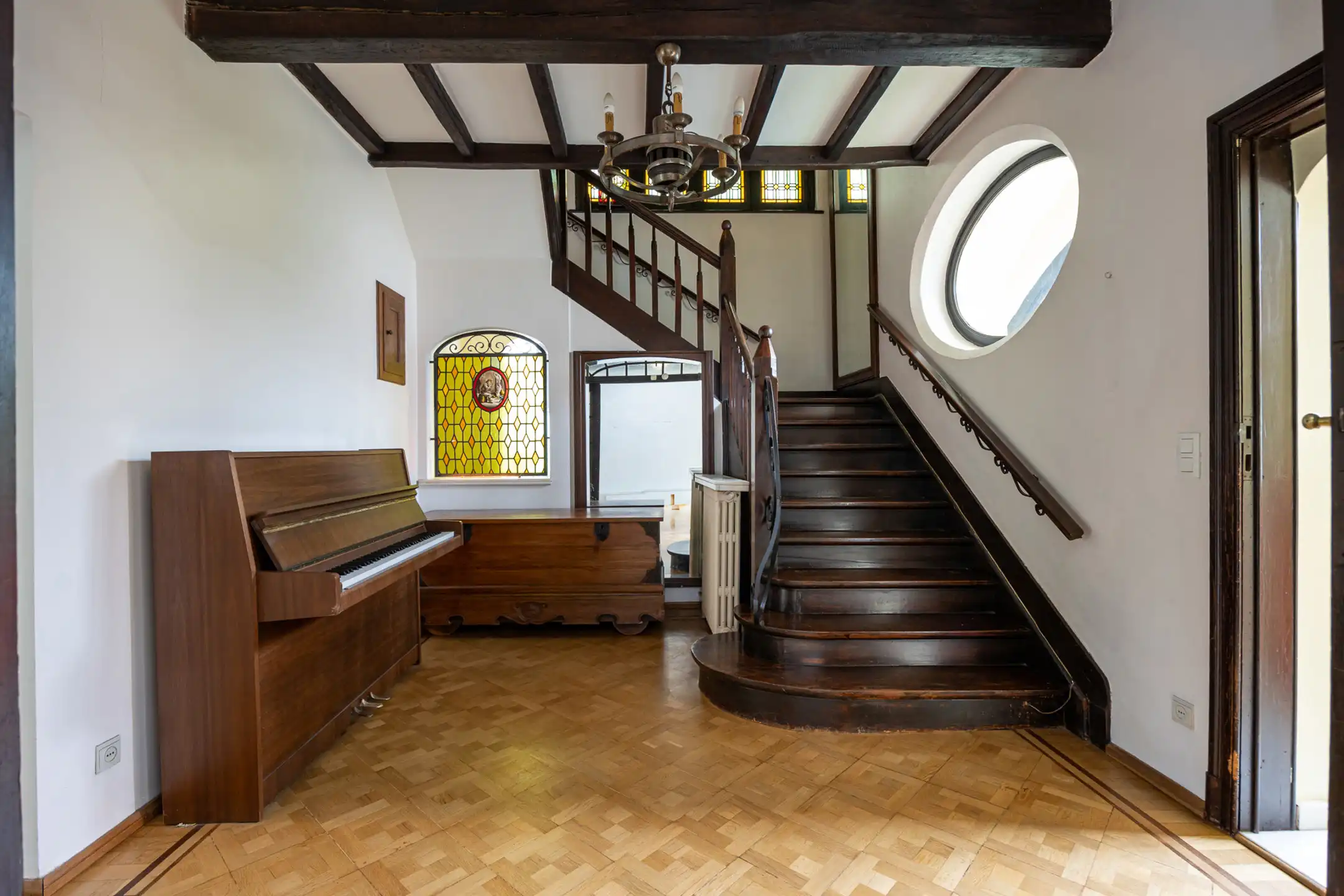 Een villa met ziel — authentiek, ruim en uniek in Grimbergen foto 2
