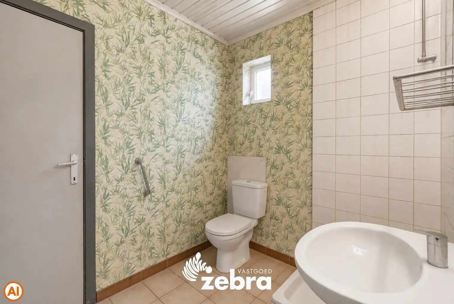 Te renoveren woning met 3 slaapkamers, kelder en zuidwestgerichte stadskoer in Tielt! foto 13