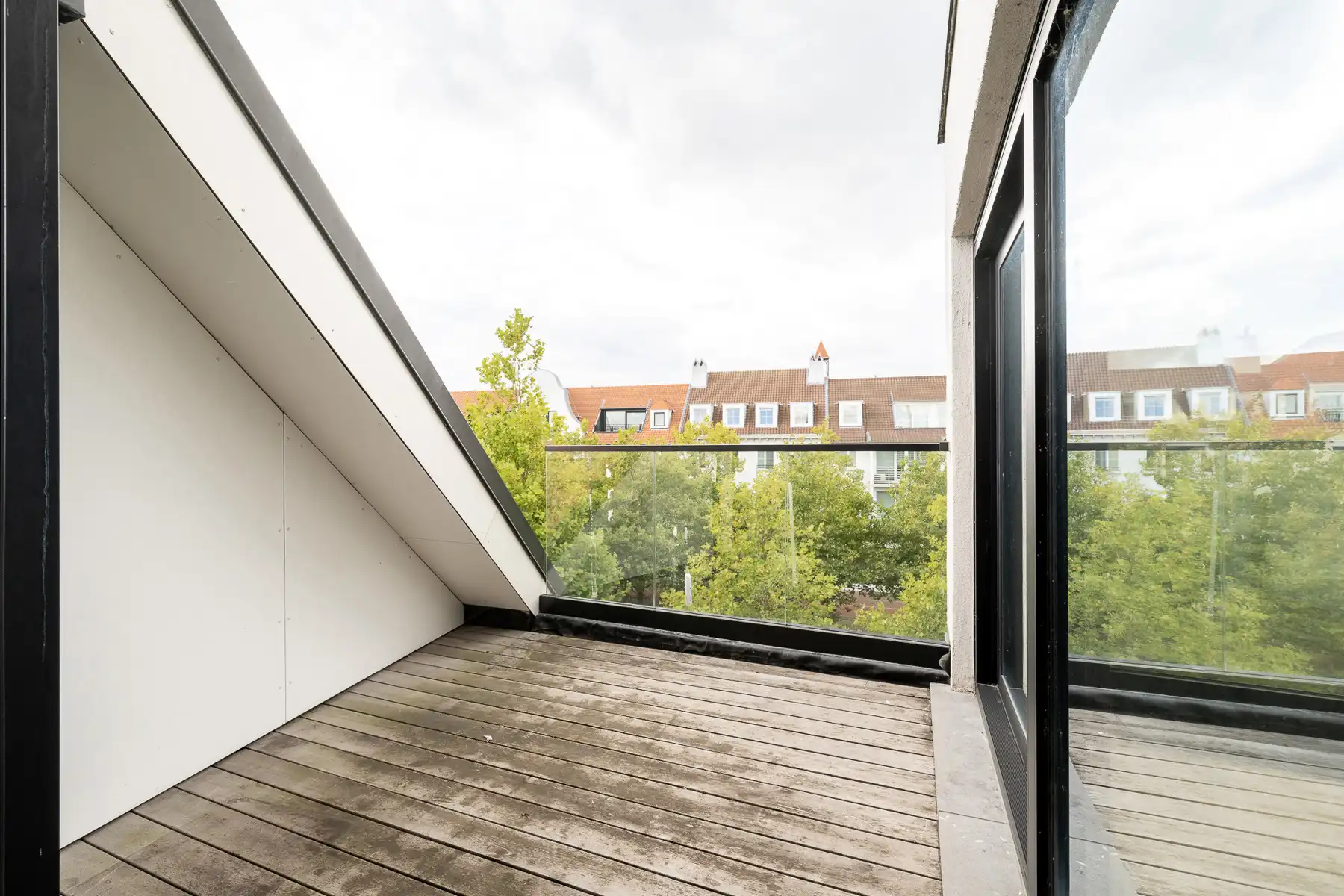 Duplex appartement in recent volledig gerenoveerd gebouw foto 10