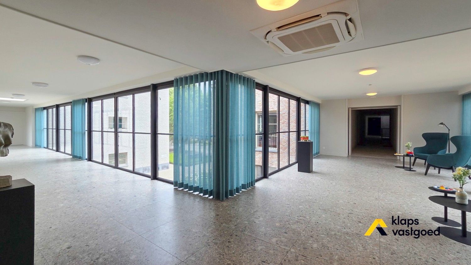 PRACHTIG APPARTEMENT MET 2 SLAAPKAMERS foto 3