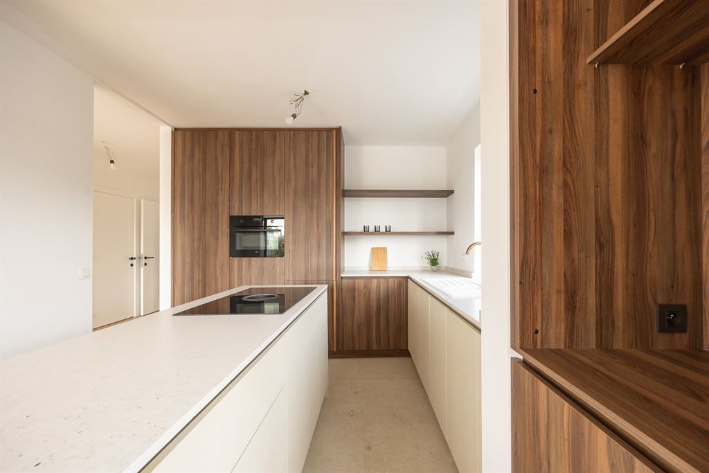 Hoogwaardig gerenoveerd appartement  foto 4