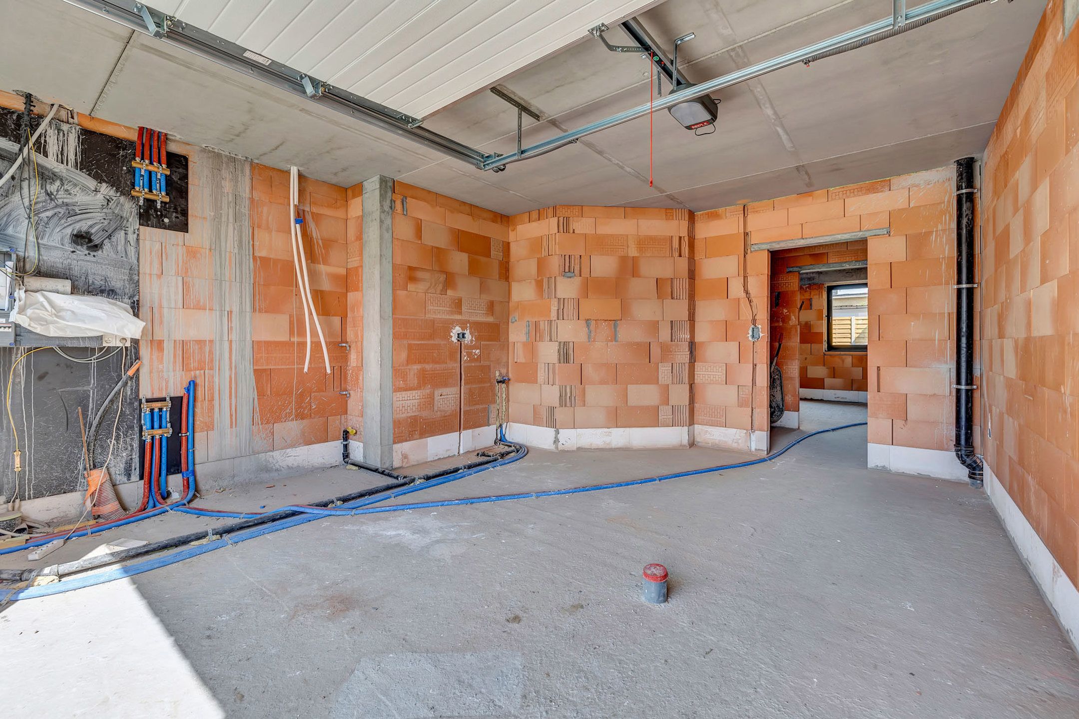 Ruime, volledig afgewerkte nieuwbouwwoning te Denderhoutem foto 11