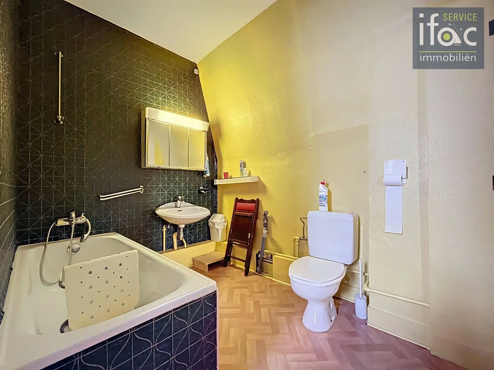 Handelspand met woonst op toplocatie in centrum Tervuren. foto 15