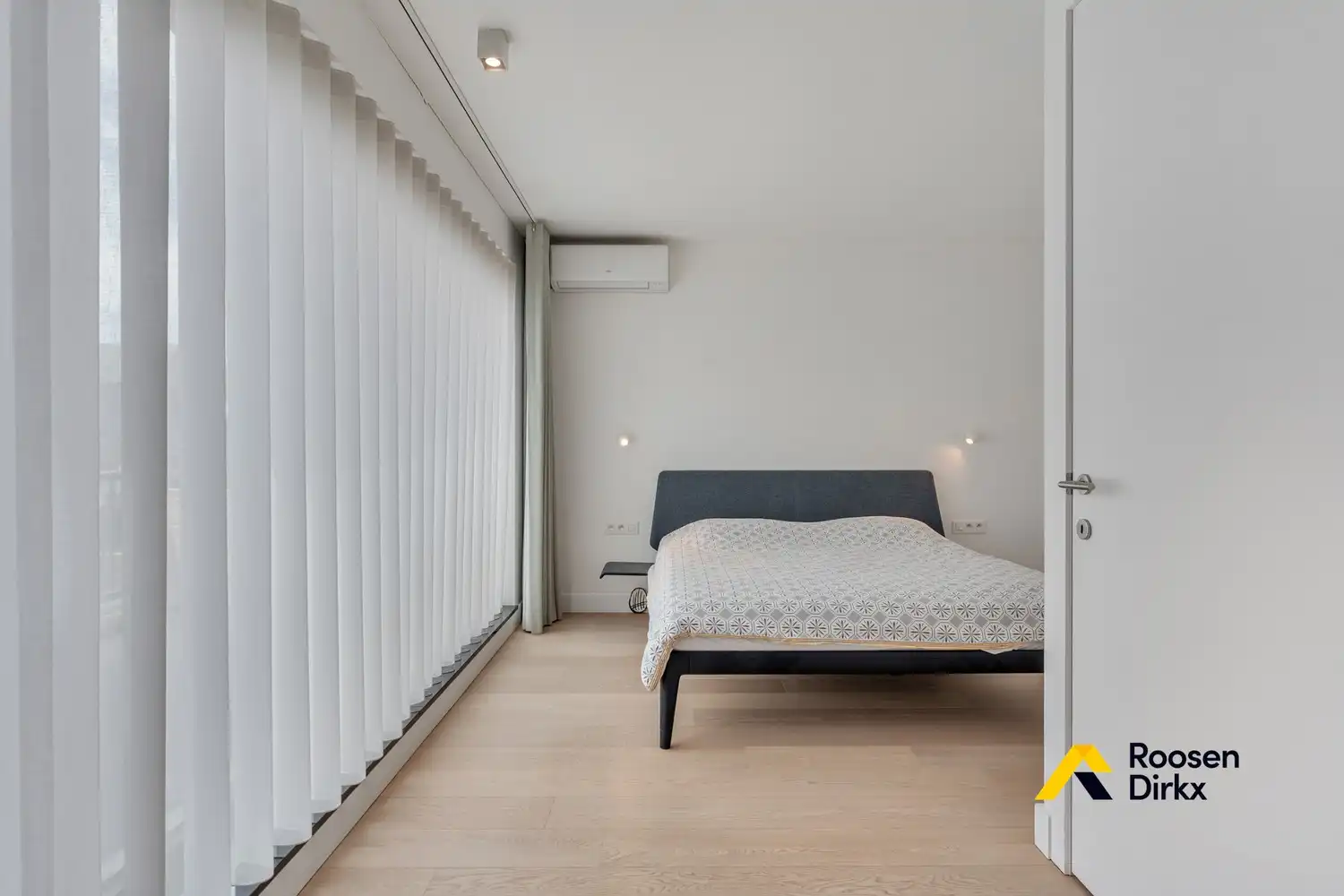 Luxueuze gezinswoning met 3 slaapkamers en 2 badkamers op toplocatie foto 18
