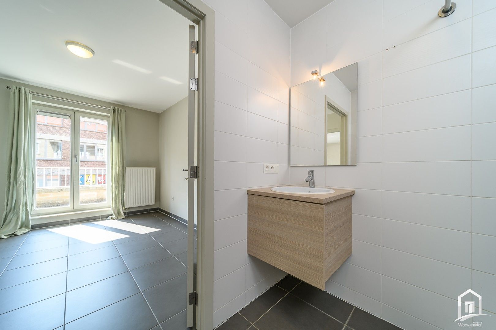 Zeer rustig gelegen, mooi ingericht appartement te Erembodegem foto 13