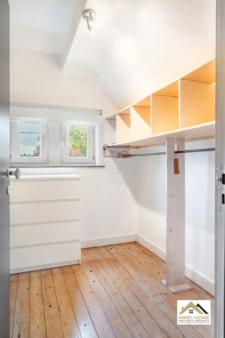 Instapklare woning met ruime tuin op topligging  foto 15