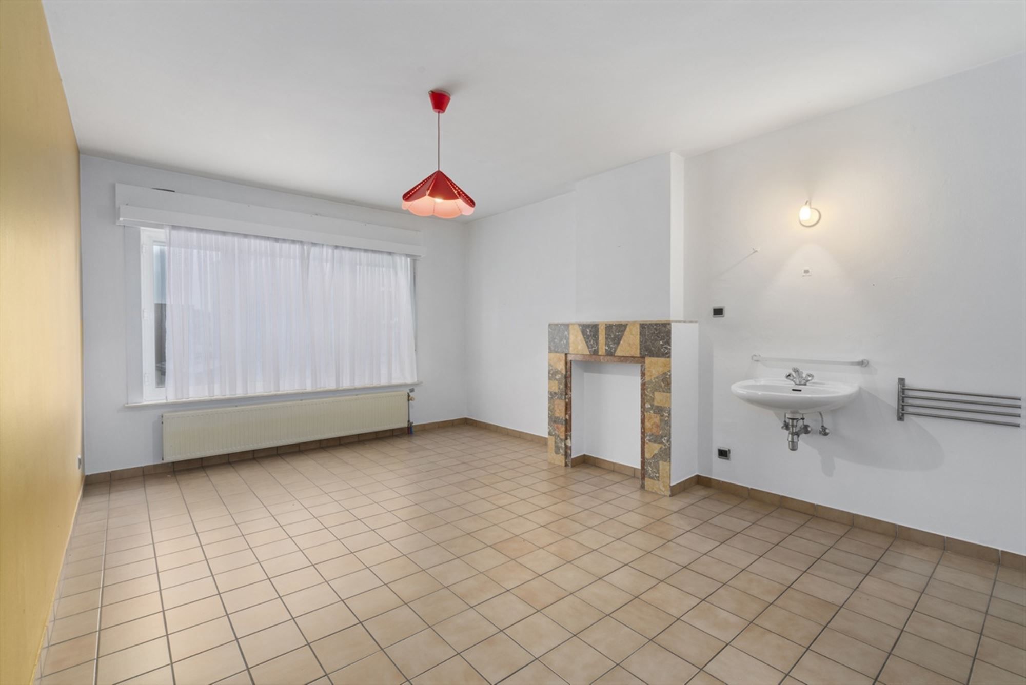 Te renoveren RUIME BURGERSWONING met BIJGEBOUW op een perceel van 668m² foto 24