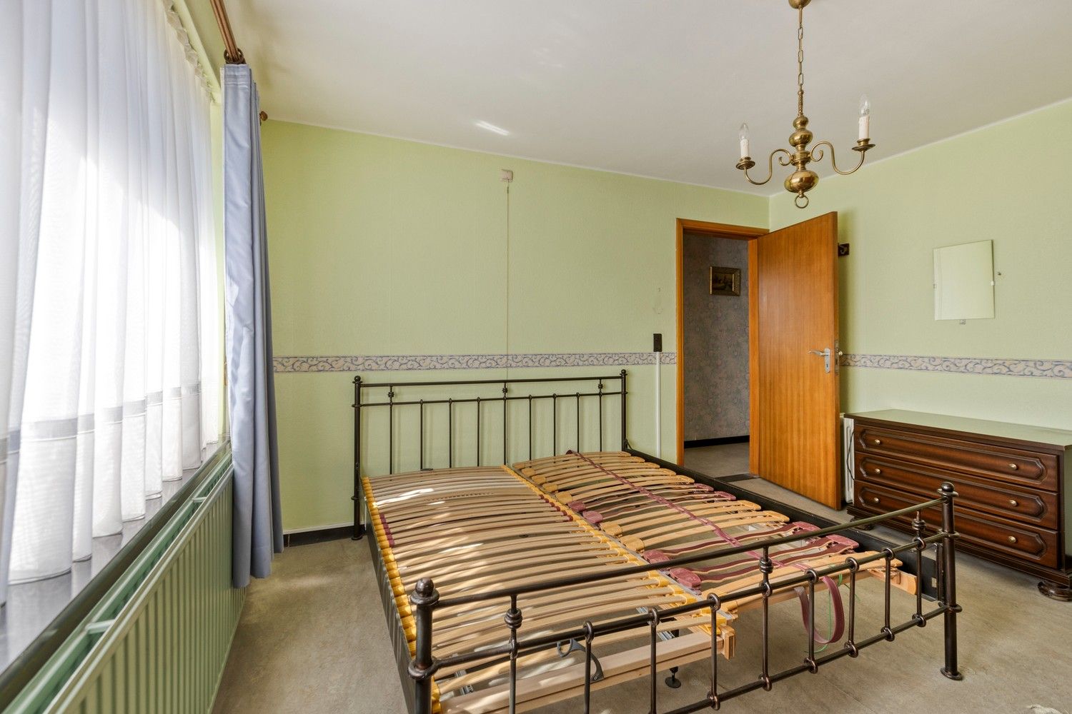 Op te frissen woning met 3 slaapkamers, garage en tuin foto 17