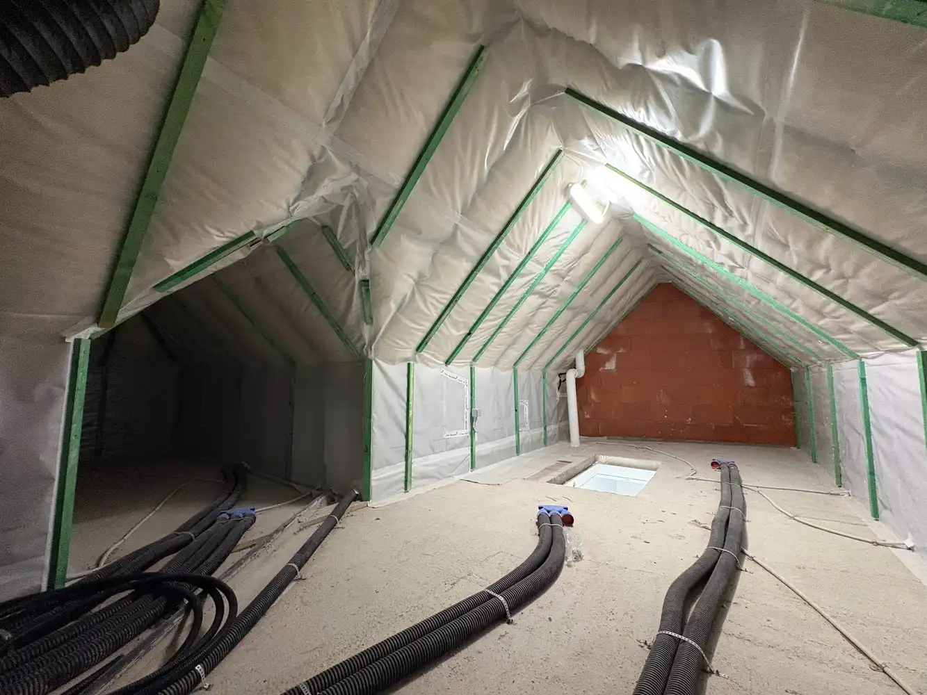 Nieuwbouwwoning met 3 slaapkamers + zonnige tuin in het centrum van Varsenare foto 13