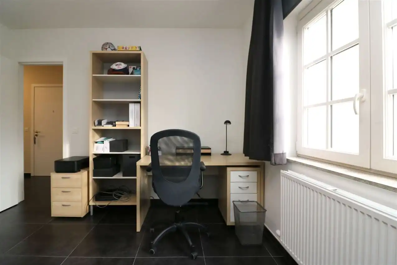 App. met 2 slpk., terras en autostaanplaats, rustig gelegen foto 15