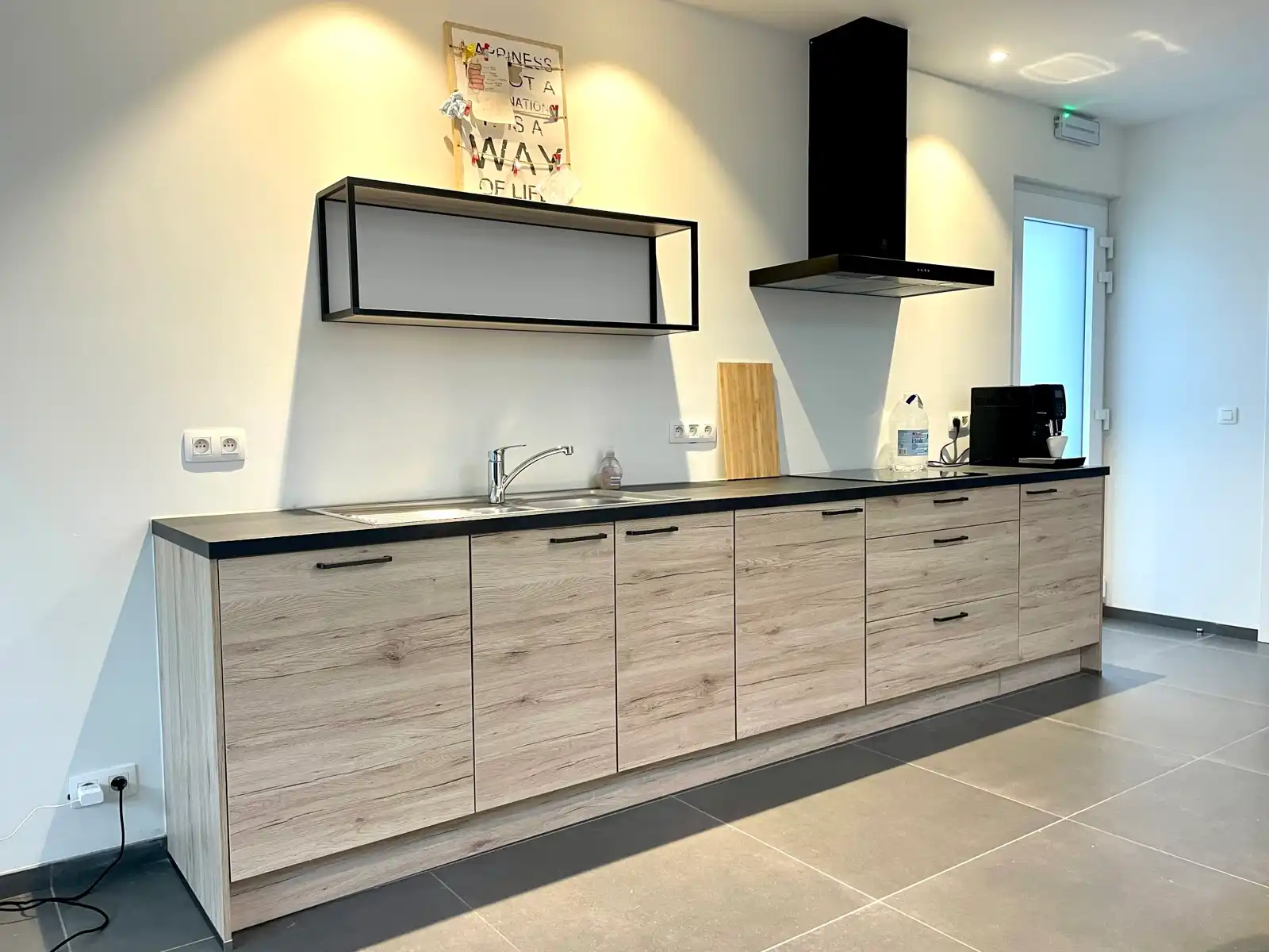 Volledig gerenoveerde woning te Aalst!  foto 6