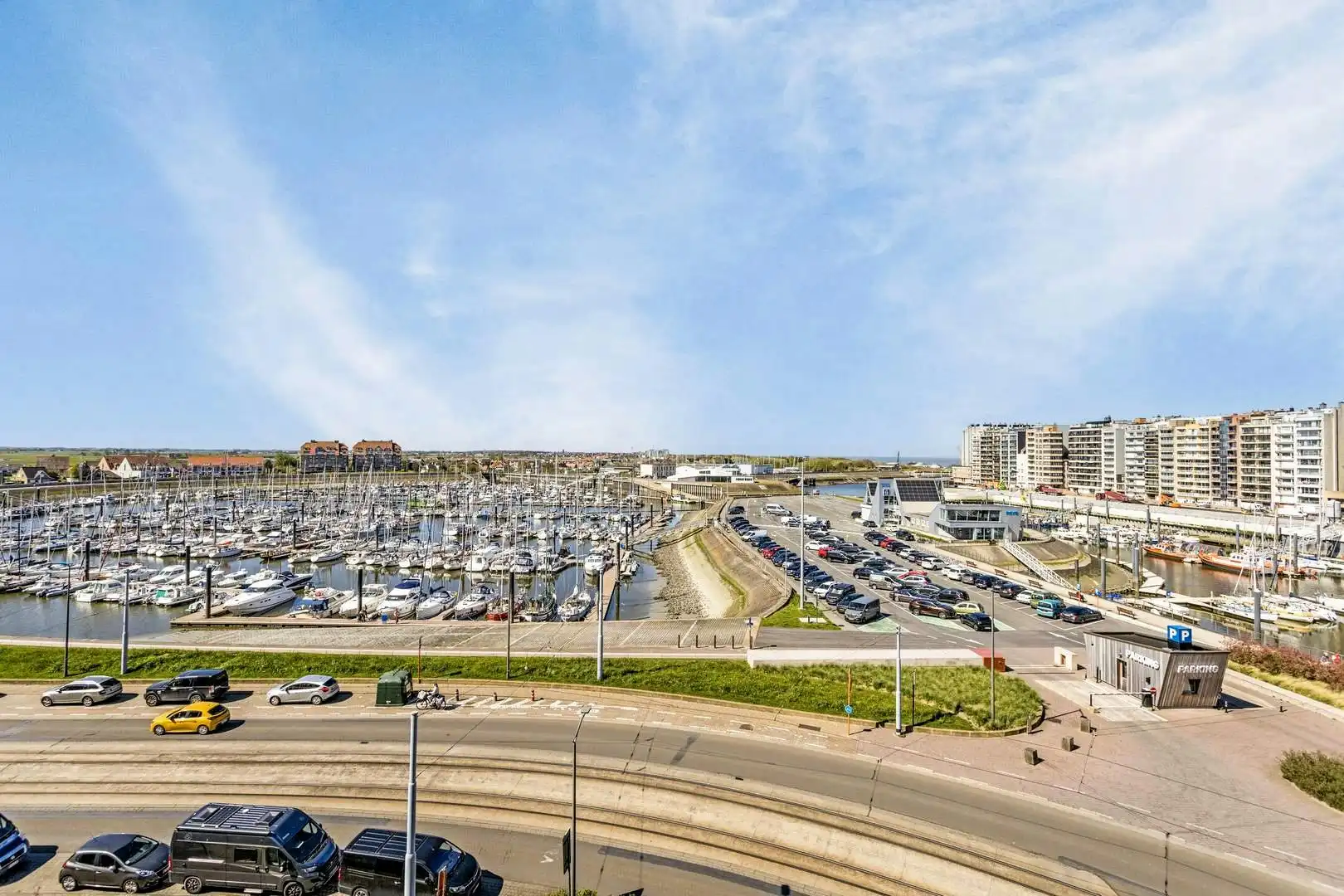 Appartement met frontaal havenzicht te koop in Blankenberge foto 8