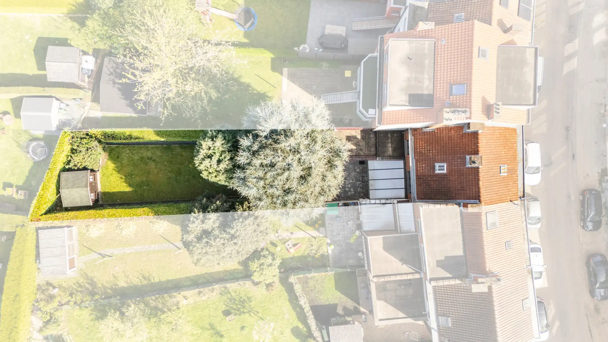 Gezinswoning met 3 slaapkamer + aangelegde tuin te Koningslo foto 2