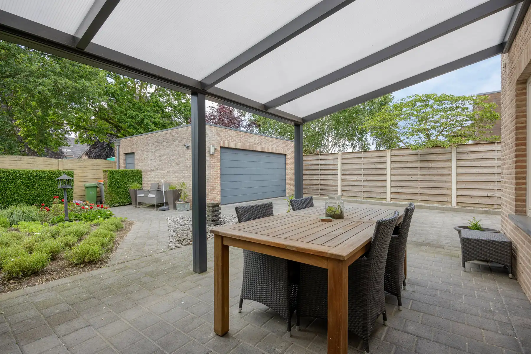 Instapklare halfopen woning op toplocatie nabij centrum van Bocholt foto 28