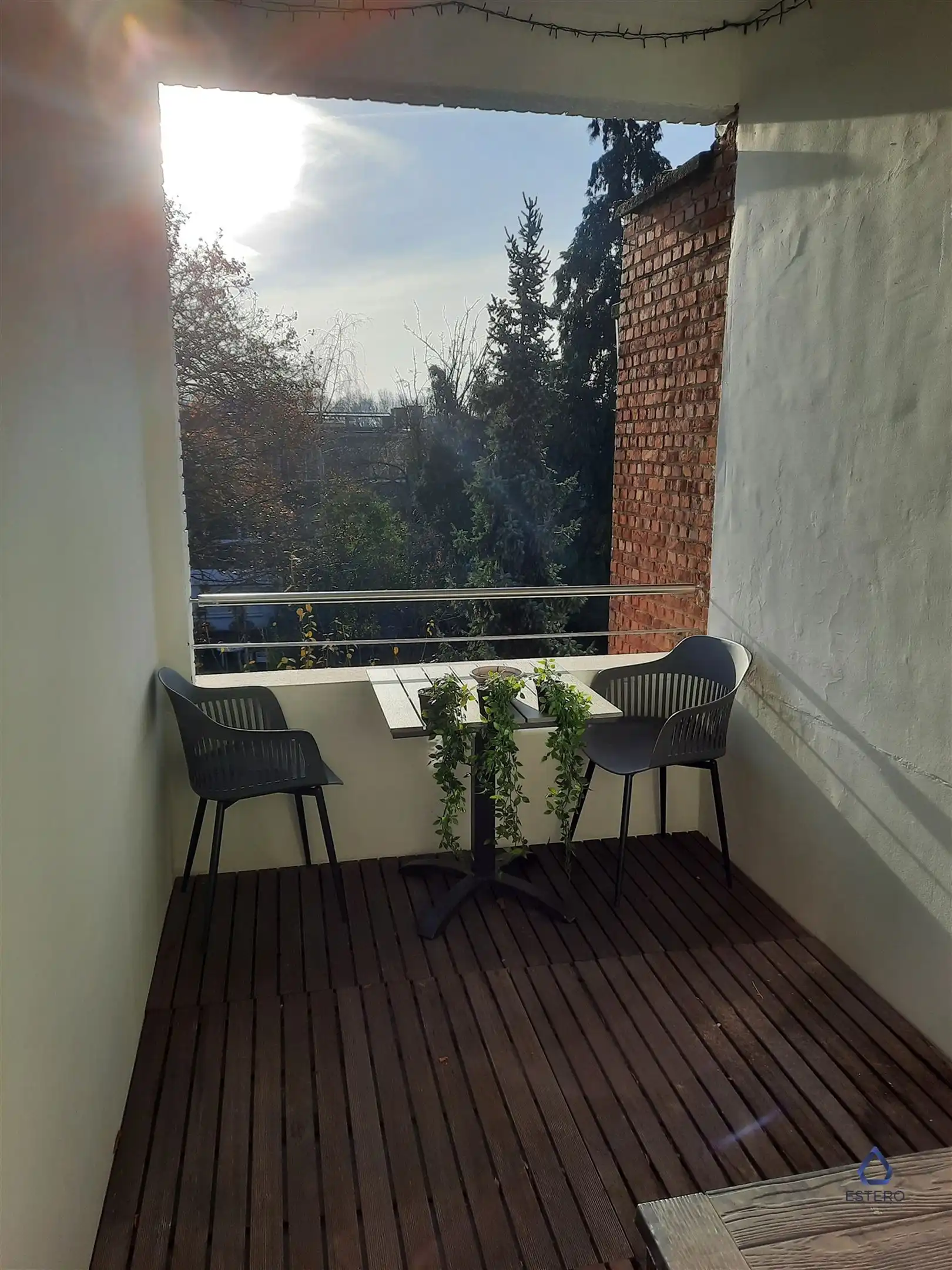 Lichtrijk 2-slaapkamerappartement te Wilrijk foto 9