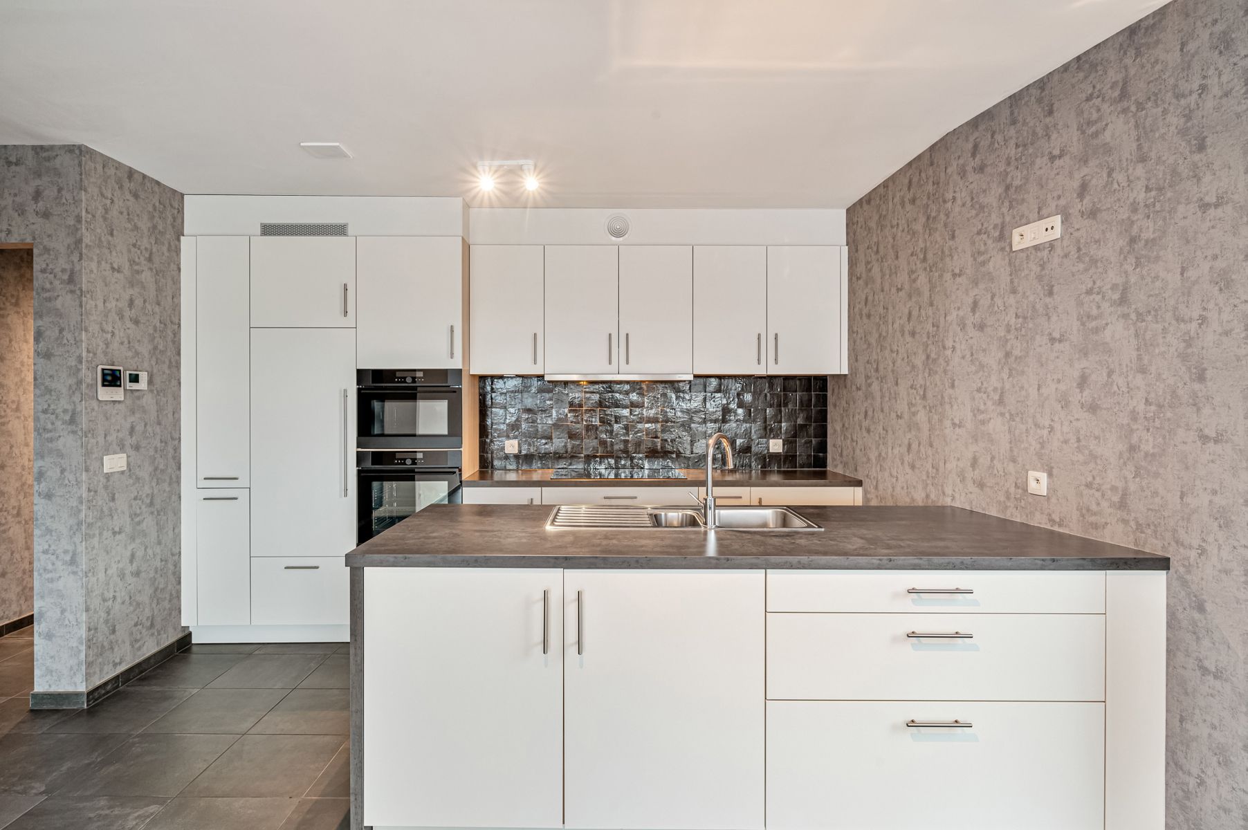 Nieuwbouwappartement mogelijks aan 2% RR ( geen BTW ) foto 8