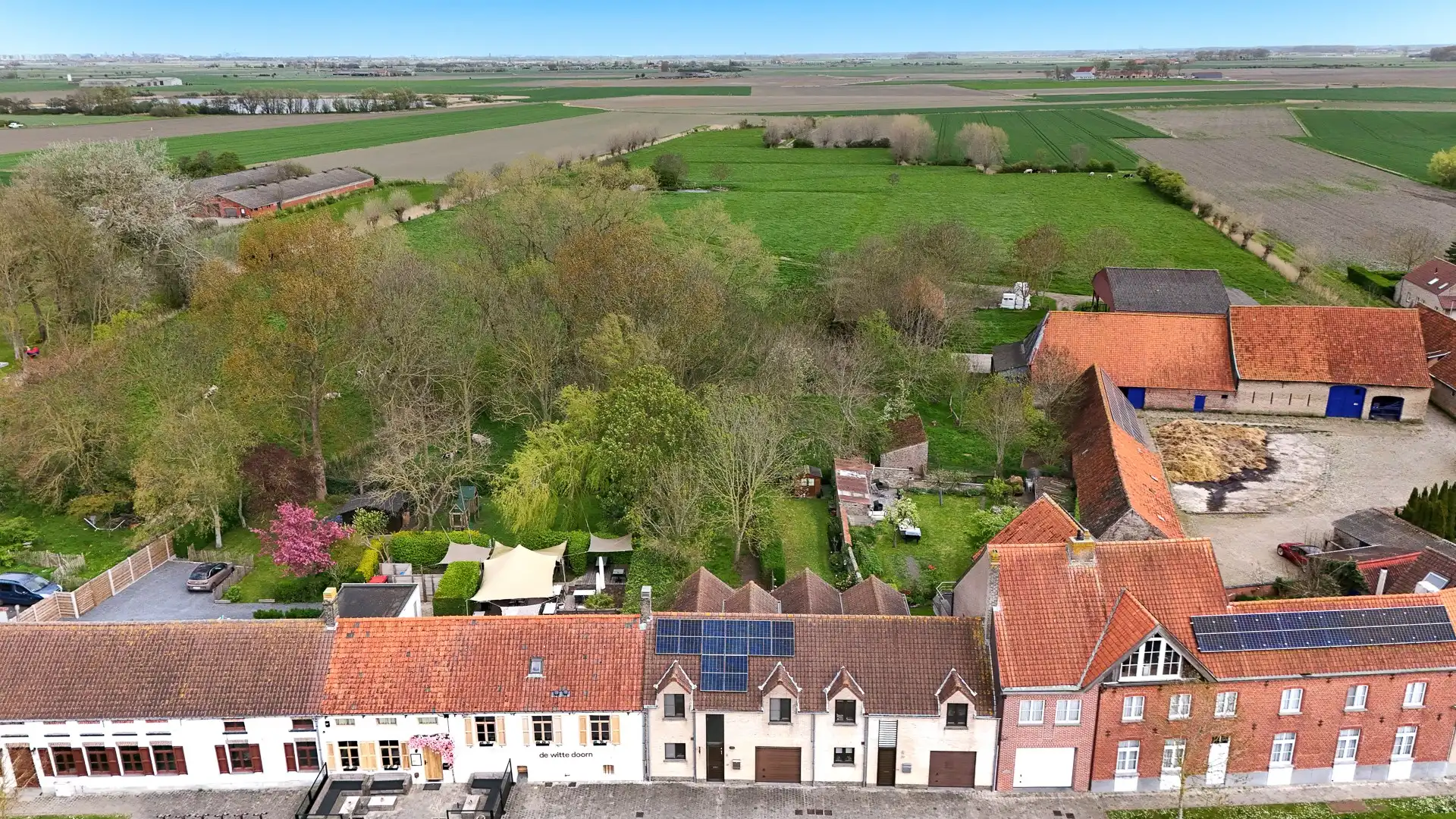 Woning met leuke tuin in het charmante Vlissegem foto 19