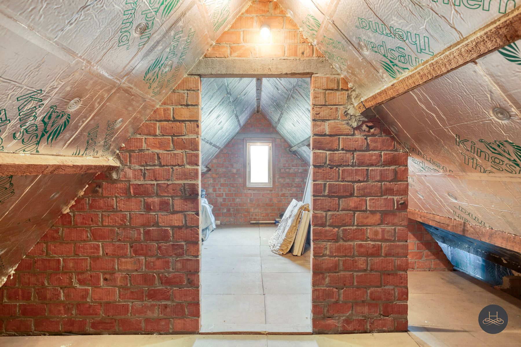 Ruime woning in een rustige groene wijk op een groot perceel foto 42