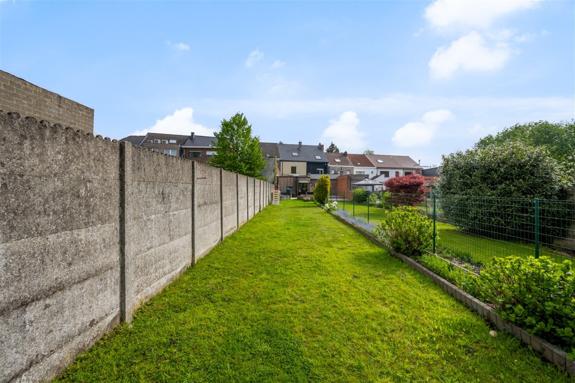 Ruime woning met 4 slaapkamers en mooie tuin te Aalst foto 22