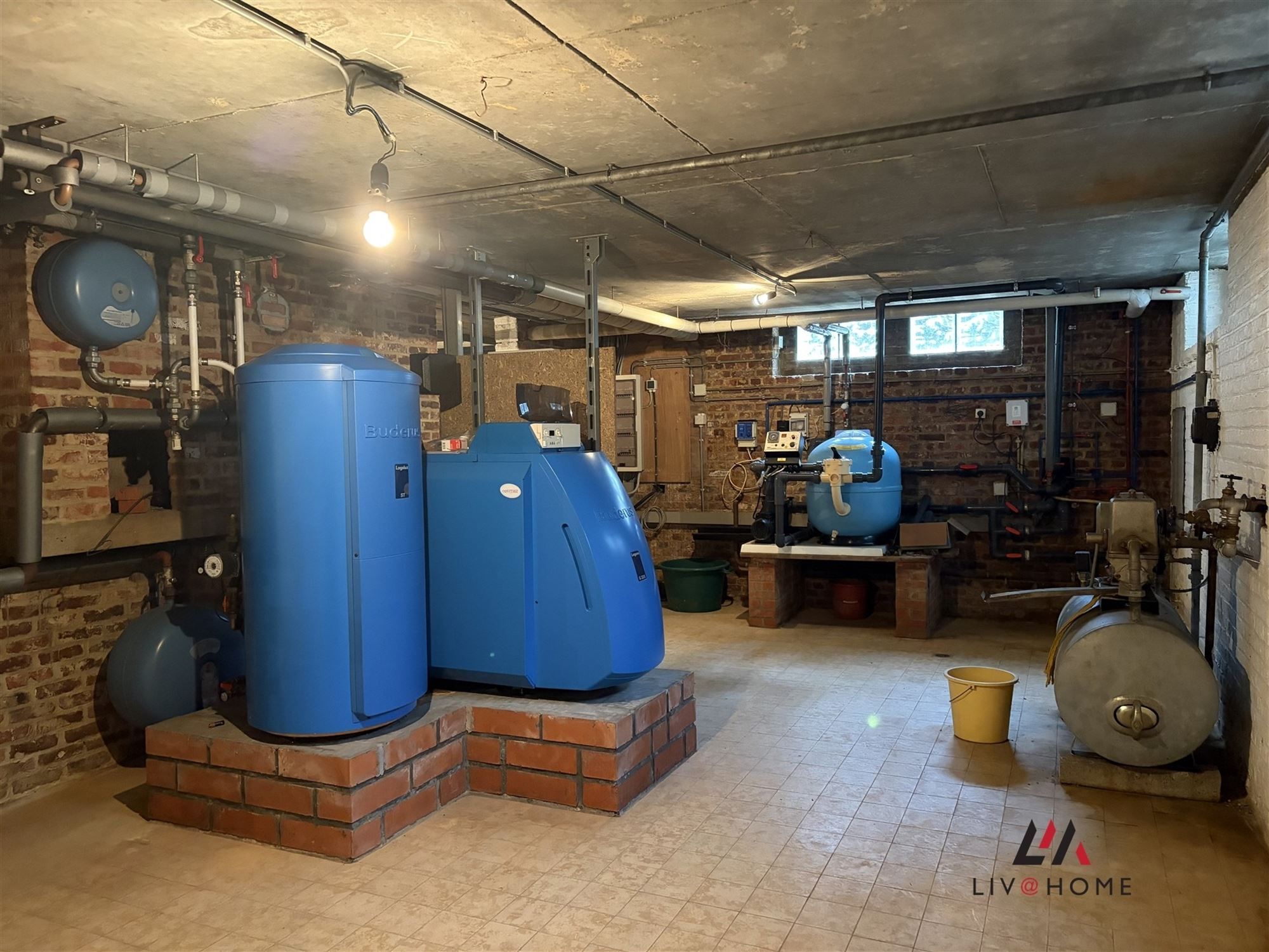 ZEER CHARMANTE VILLA MET OVERDEKT ZWEMBAD EN UNIEKE LIGGING! foto 19