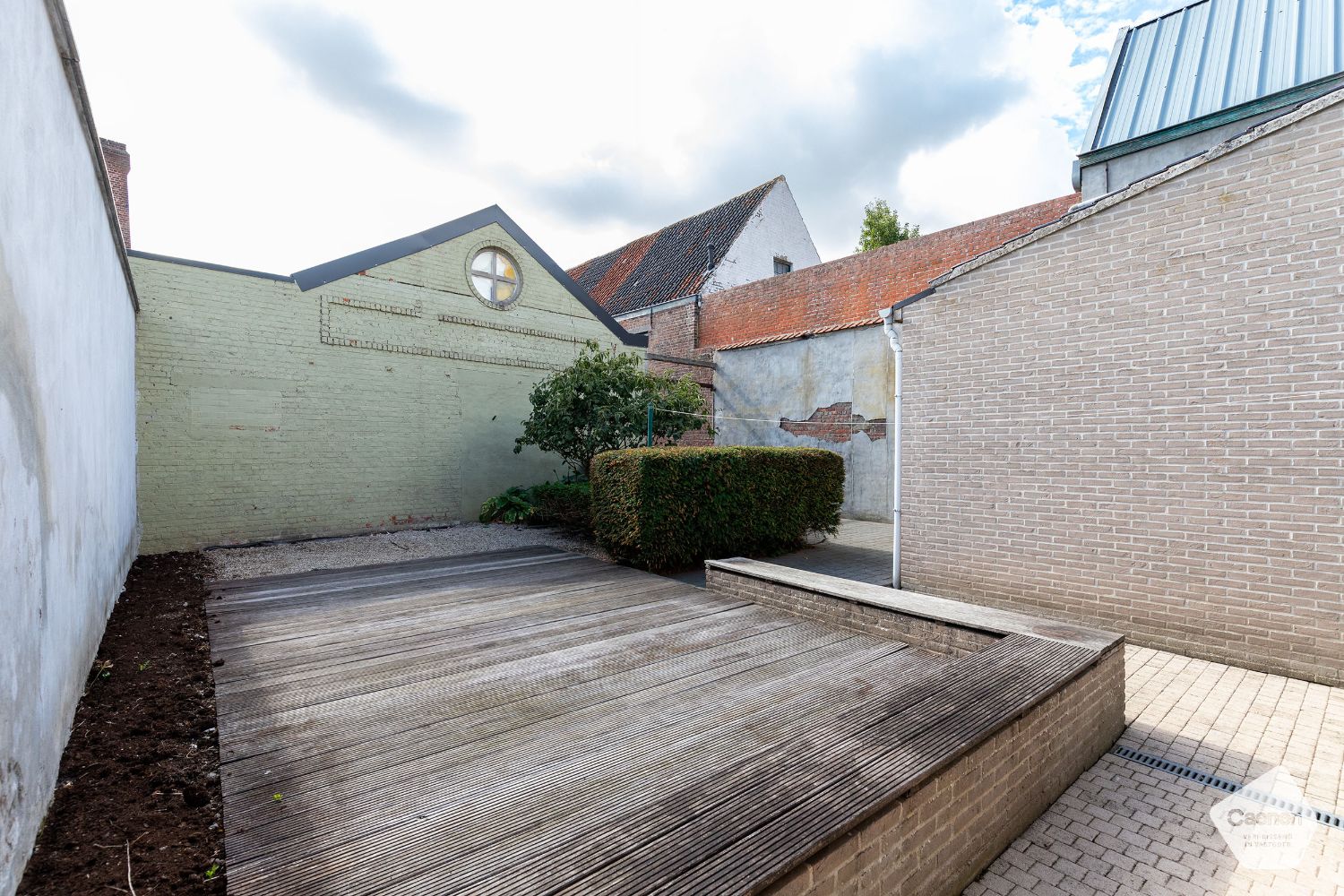 MOOIE VEELZIJDIGE & RUIME HALF-OPEN WONING in het centrum van Ruddervoorde met GARAGE foto 16