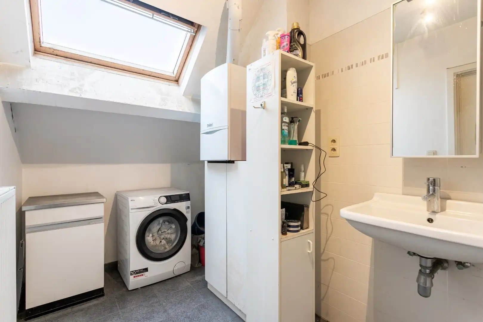 Opbrengsteigendom: commercieel glv en 3 appt foto 27