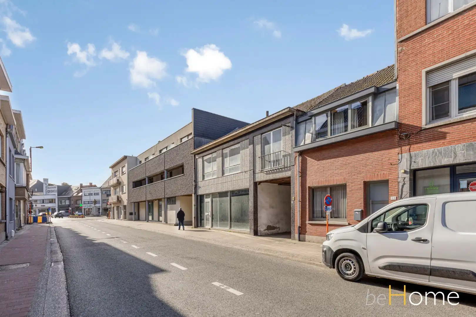 🏗️ Unieke investeringsopportuniteit met veel potentieel in hartje Merchtem foto 2