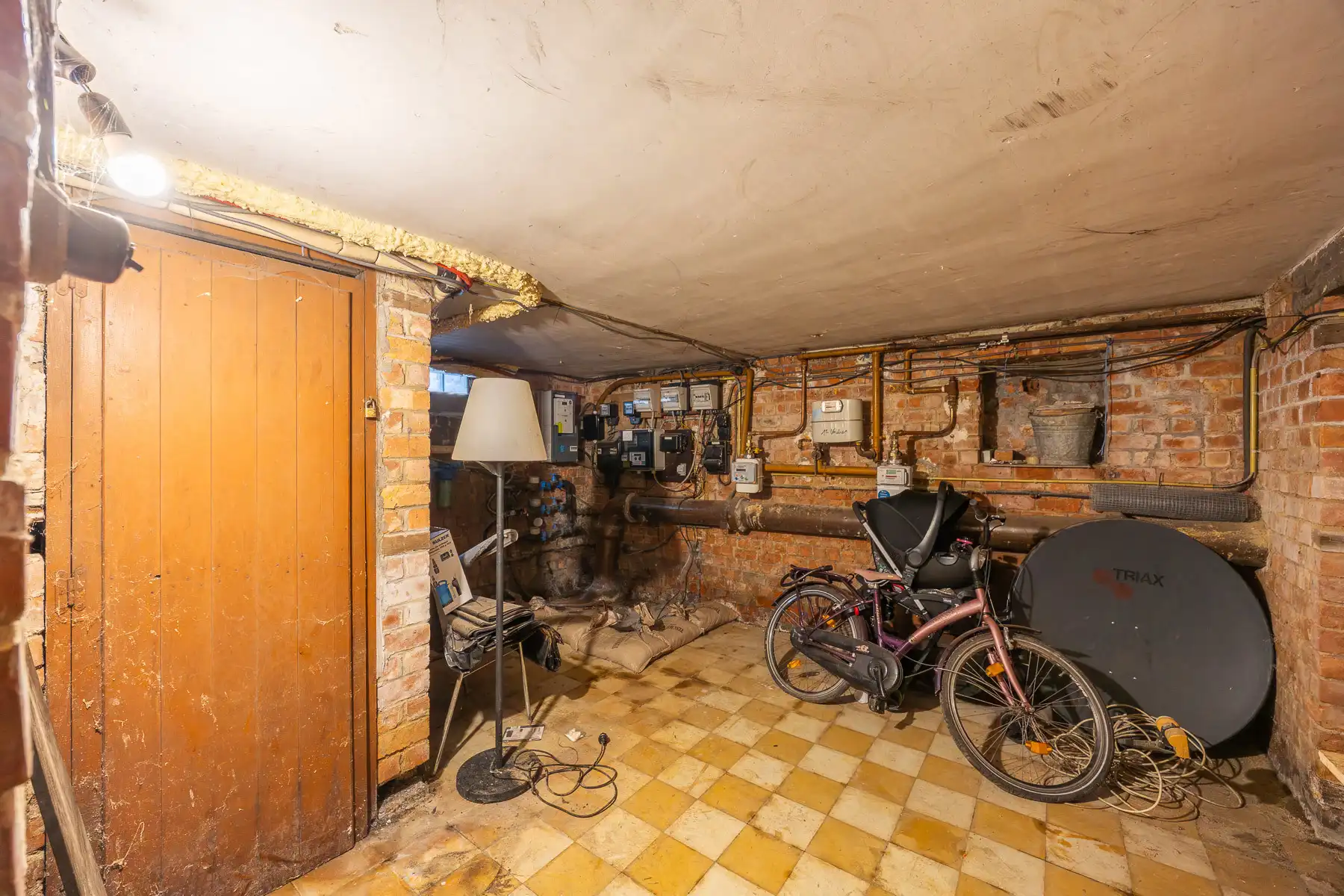 Gerenoveerd appartement met gezellig terras op toplocatie foto 24