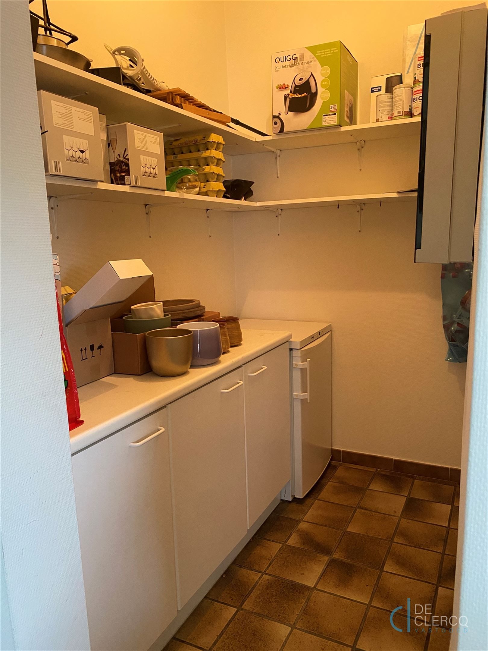 Ruim, charmant appartement te huur in centrum Lochristi!  foto 9