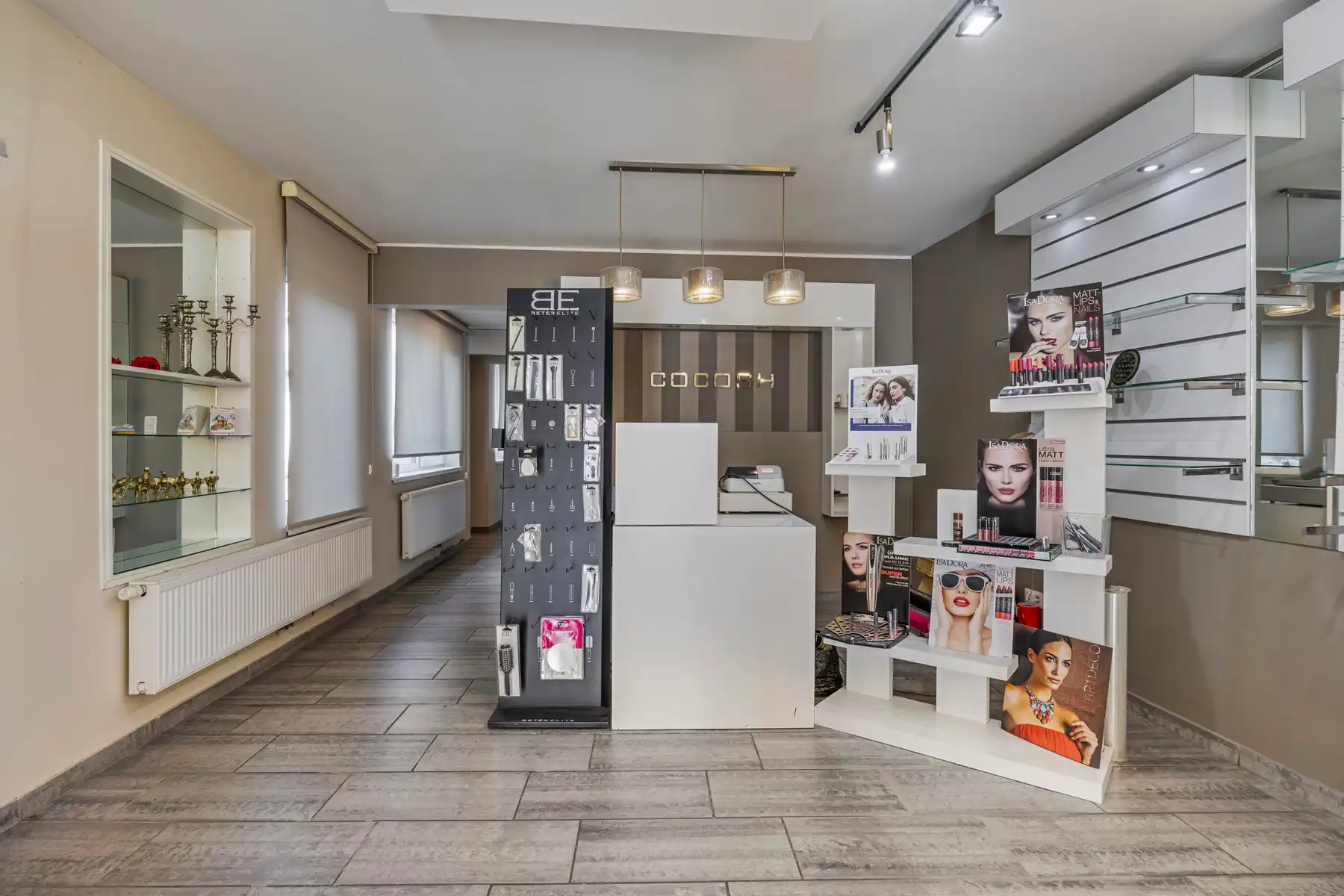 Unieke Kans! Stijlvol & Instapklaar Handelspand op Toplocatie in Koersel foto 4