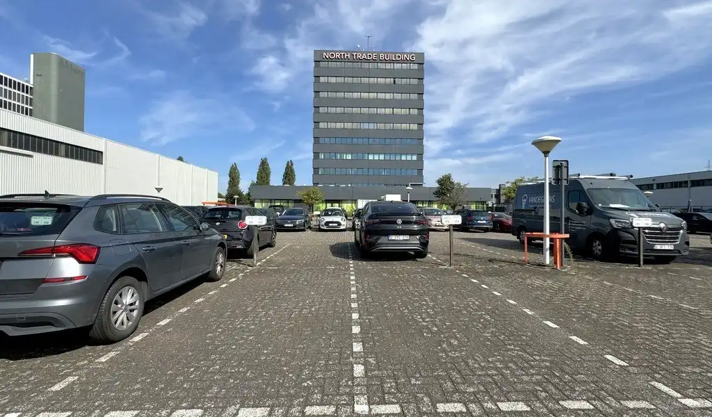 Ingericht kantoor te huur in North Trade Building Antwerpen foto 14