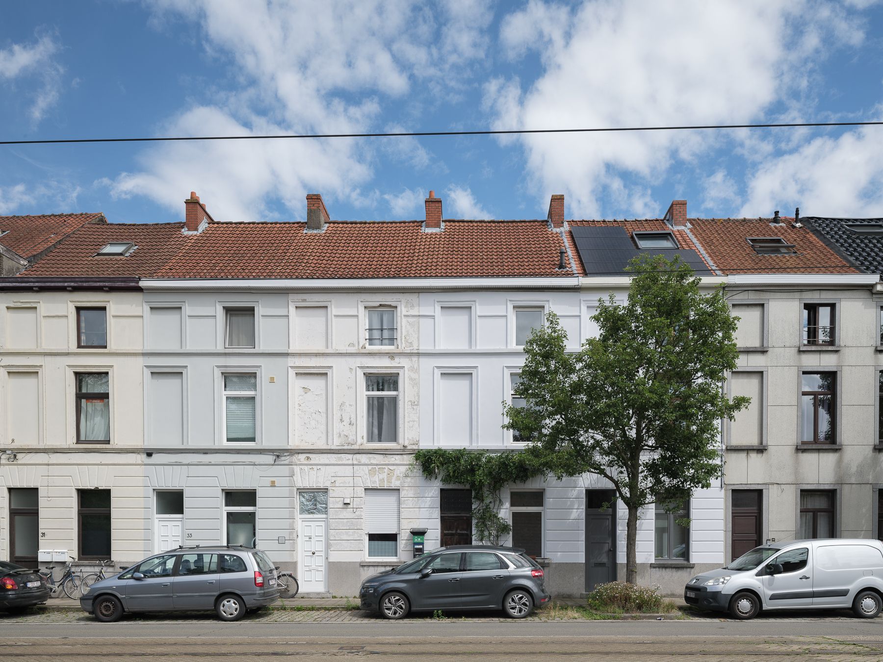 Uitstekend gelegen woning met leuke tuin foto 1