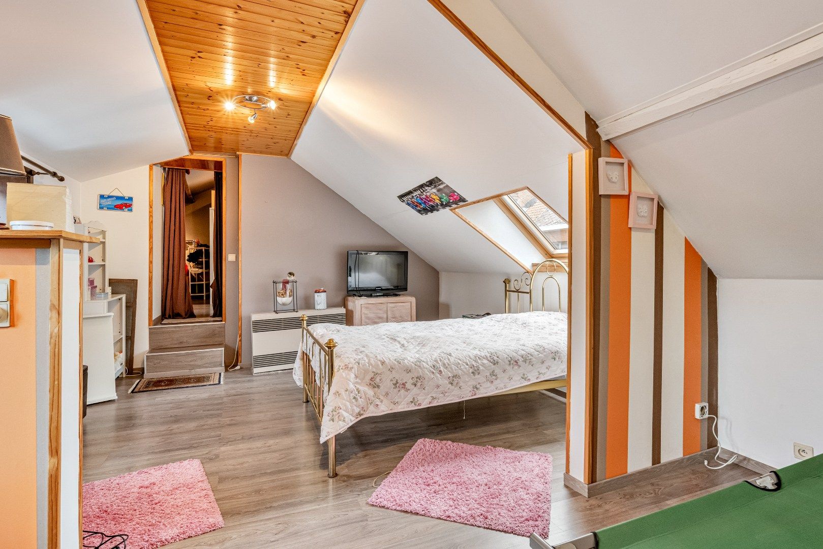 Centrumligging met prachtige tuin ! foto 8