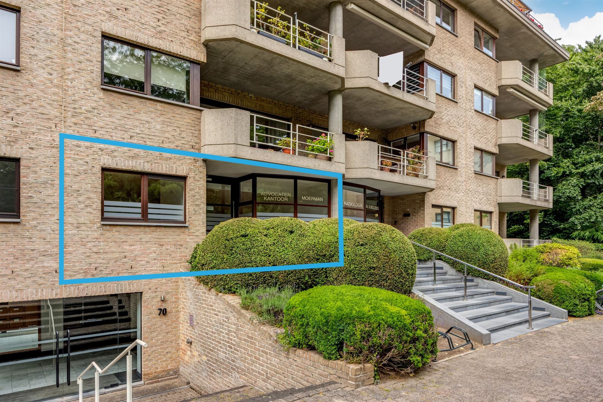 Instapklaar kantoor in het centrum van Schoten foto 24