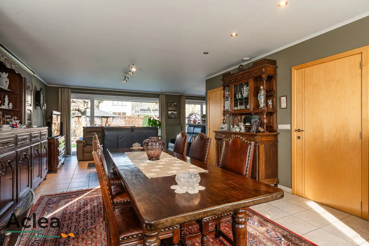 Instapklare vrijstaande woning in rustige woonwijk in Assenede foto 8