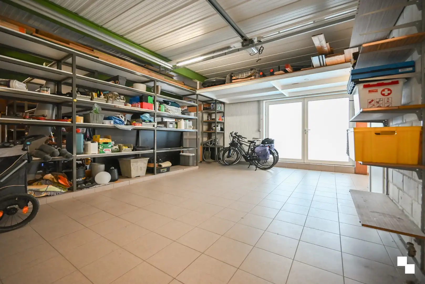 Karaktervolle woning met handelsruimte nabij het centrum van Izegem foto 31
