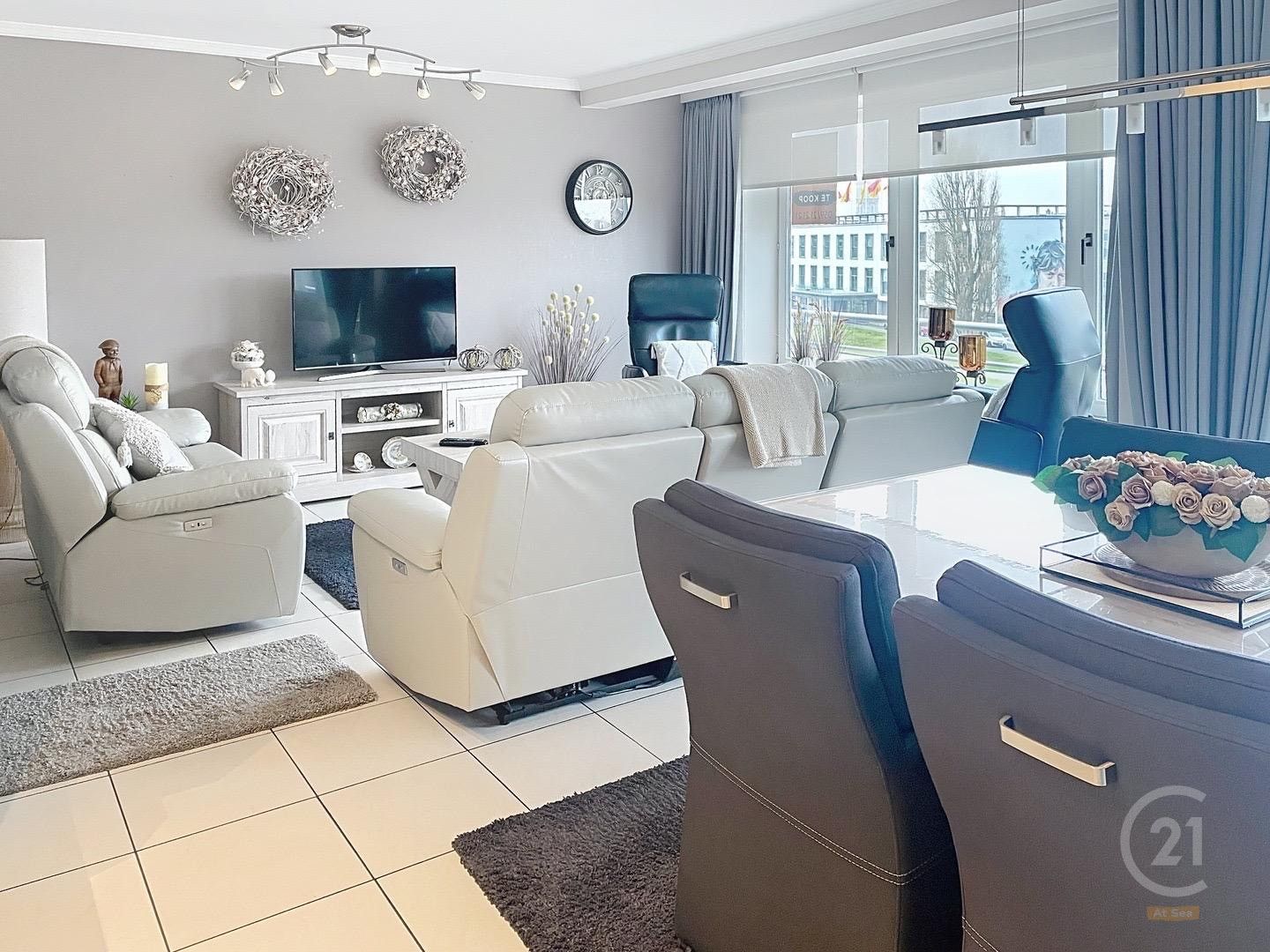 Instapklaar appartement met 2 slaapkamers en terras nabij de Mercator in Oostende foto 8