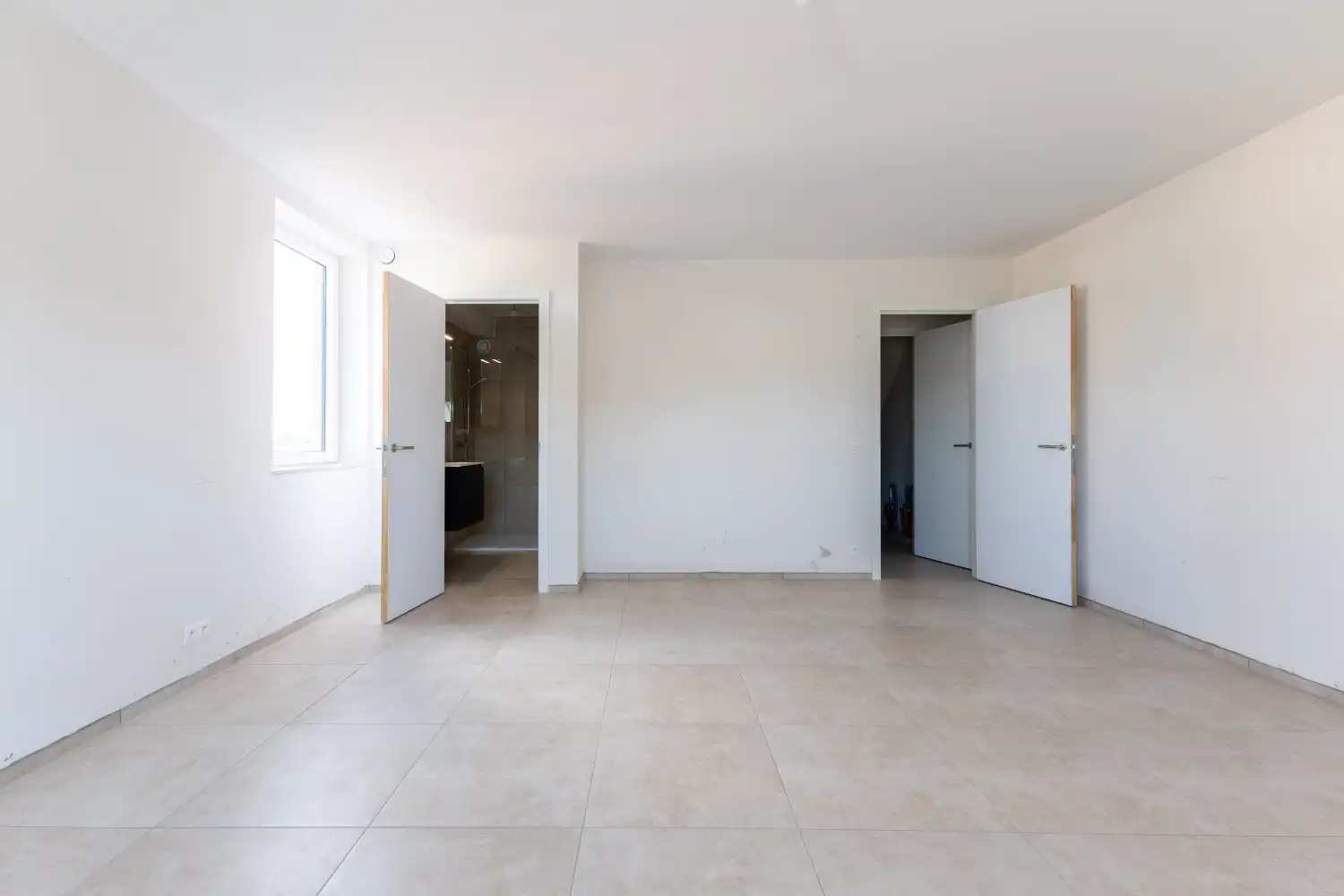 Stijlvol duplex appartement met 2 slaapkamers foto 12