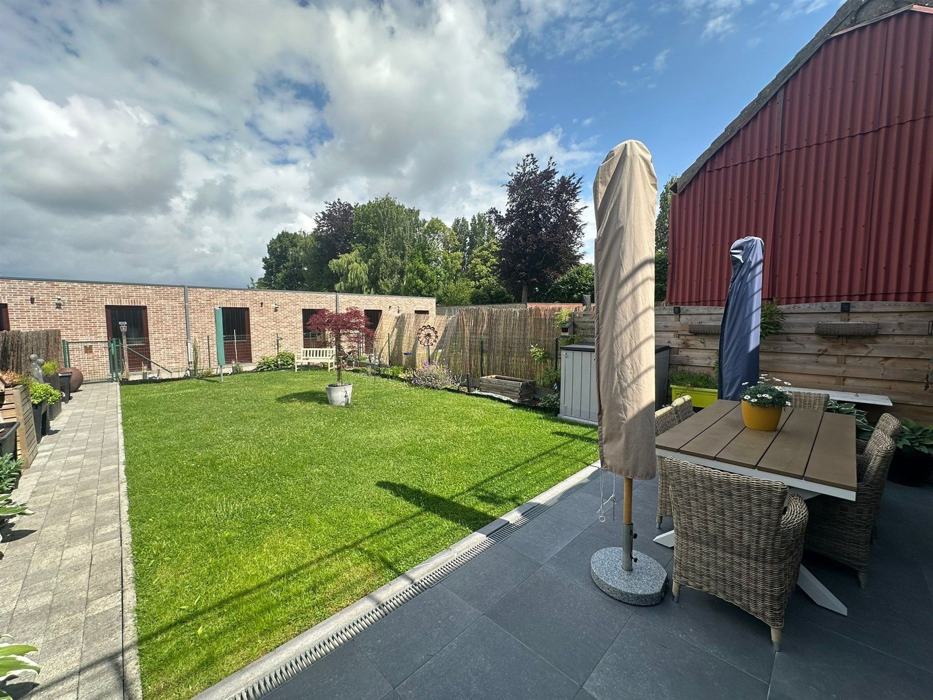 Ruim gelijkvloers appartement met tuin en garage te Hofstade foto 12