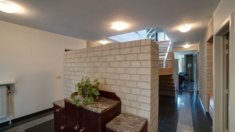 Ruime moderne villa van 350m² op 15 are foto 38