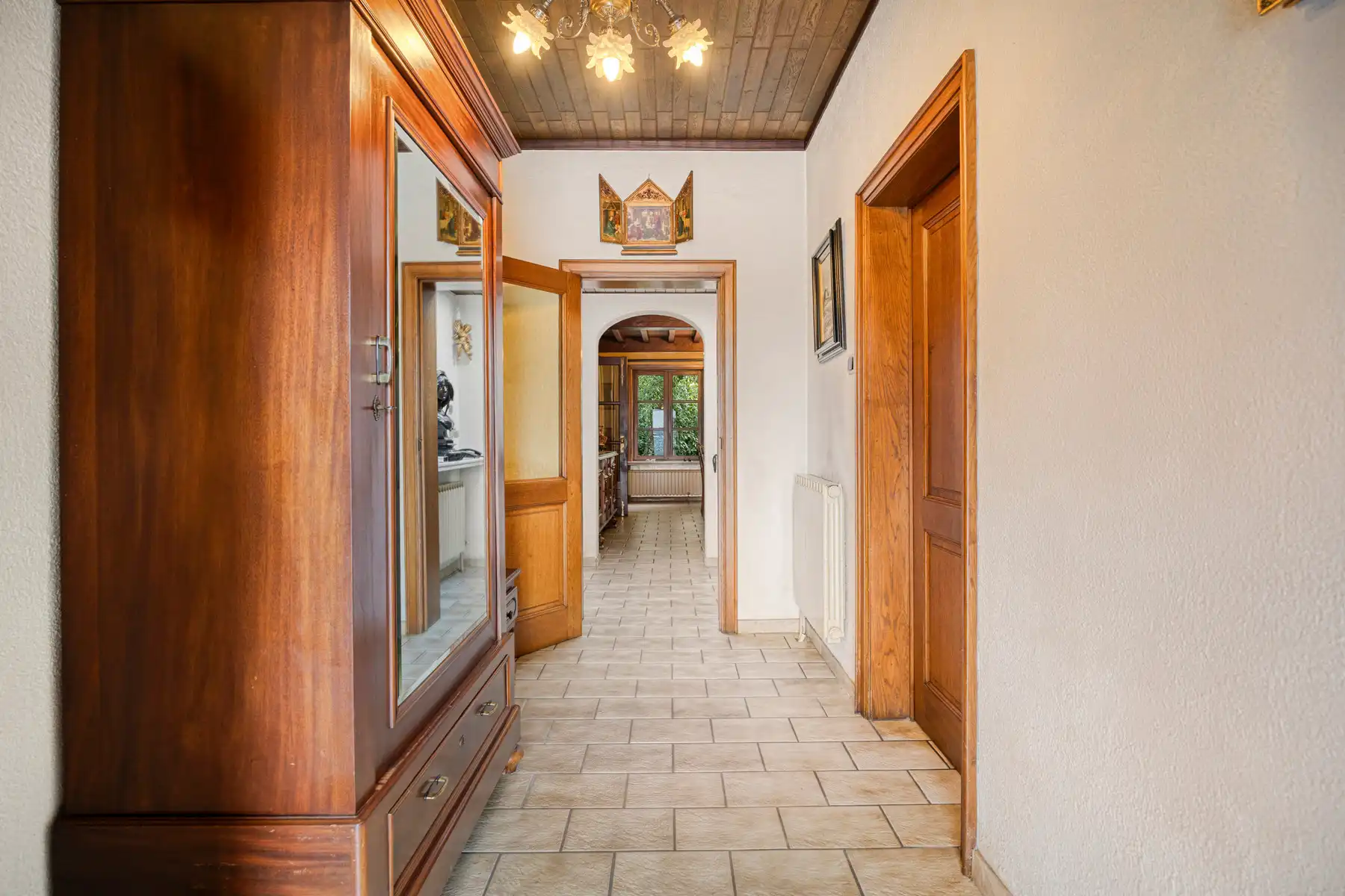 Charmante, karaktervolle HOB met mooie tuin op toplocatie foto 4