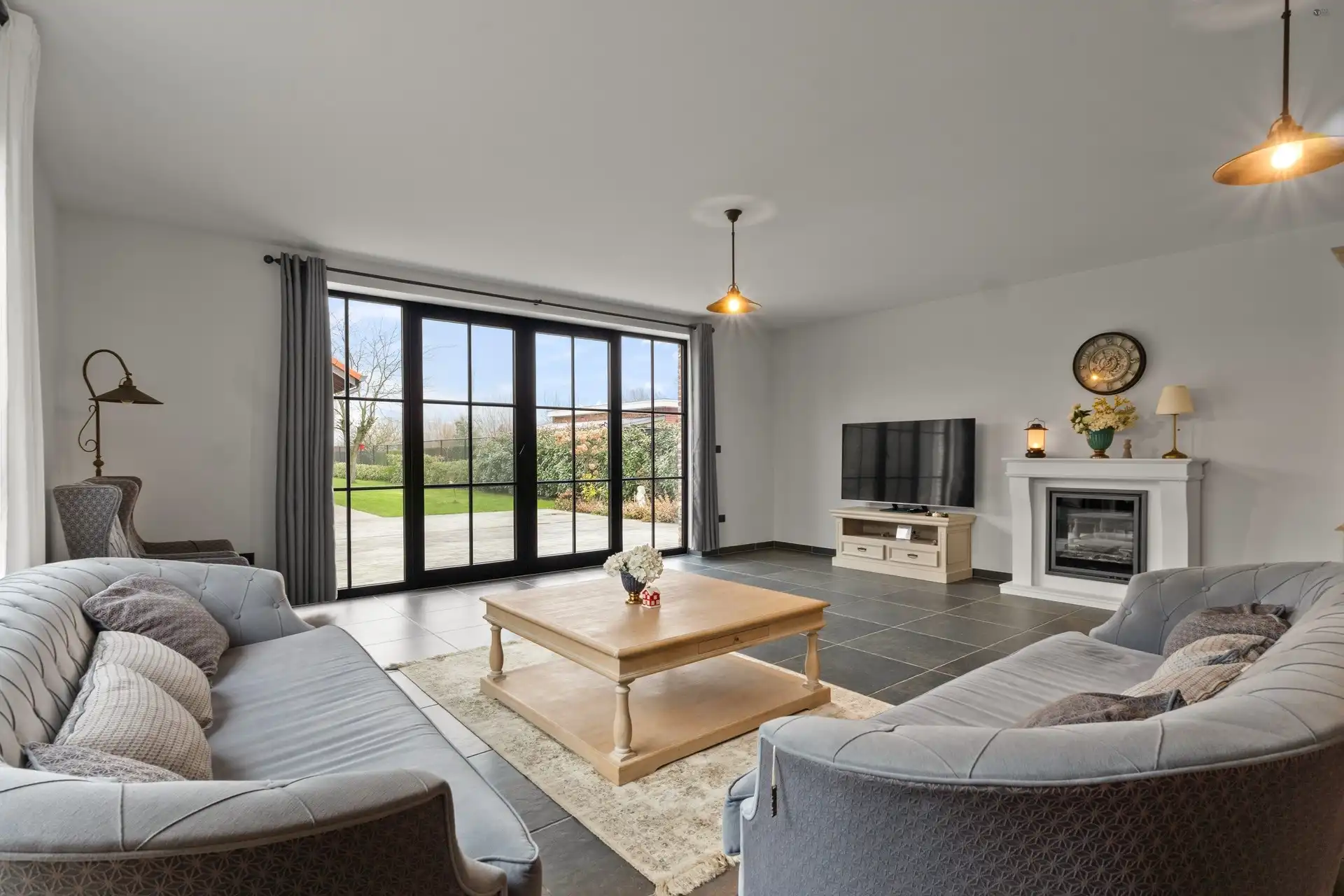 Villa bouwjaar 2022, 5 slaapkamers en mooi bijgebouw op 1.387m²  foto 10