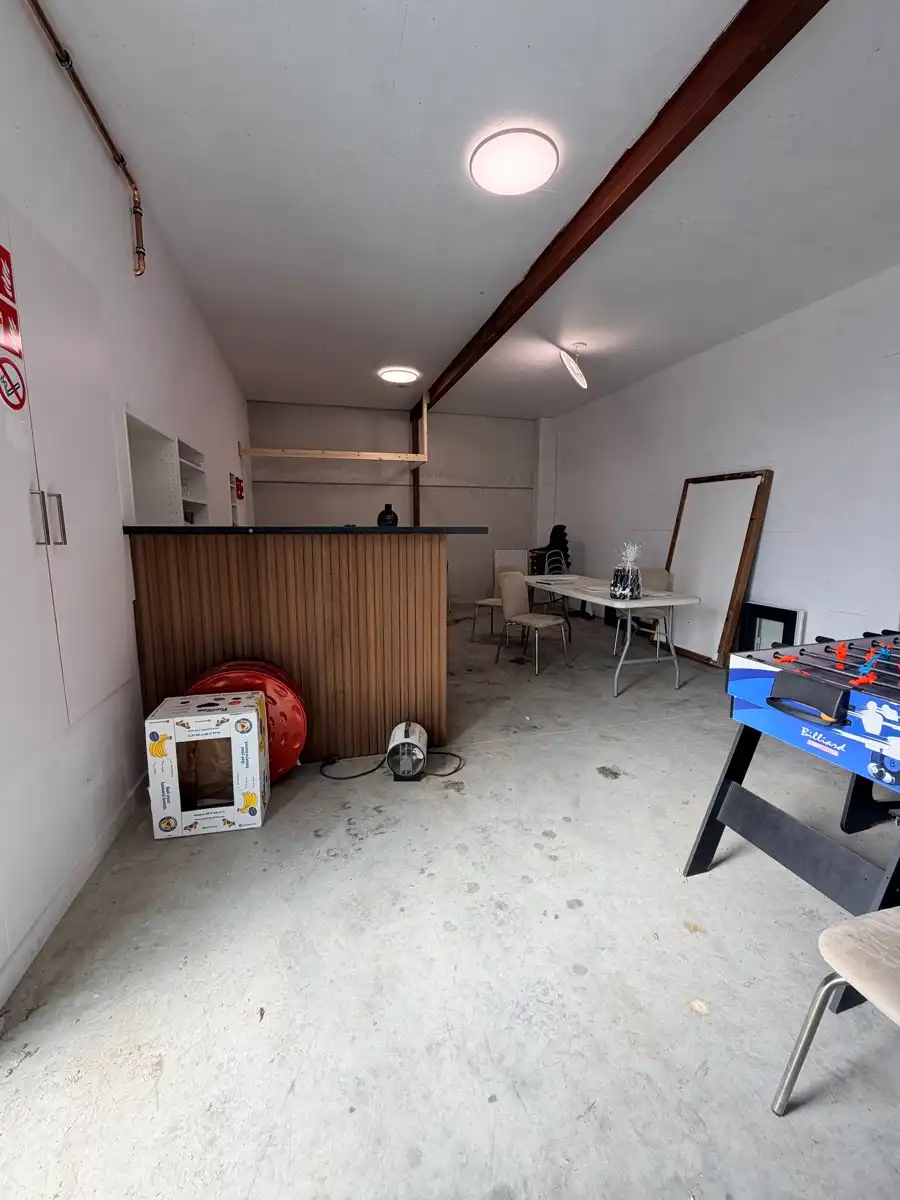 KMO Unit van 375m²+2pp foto 4