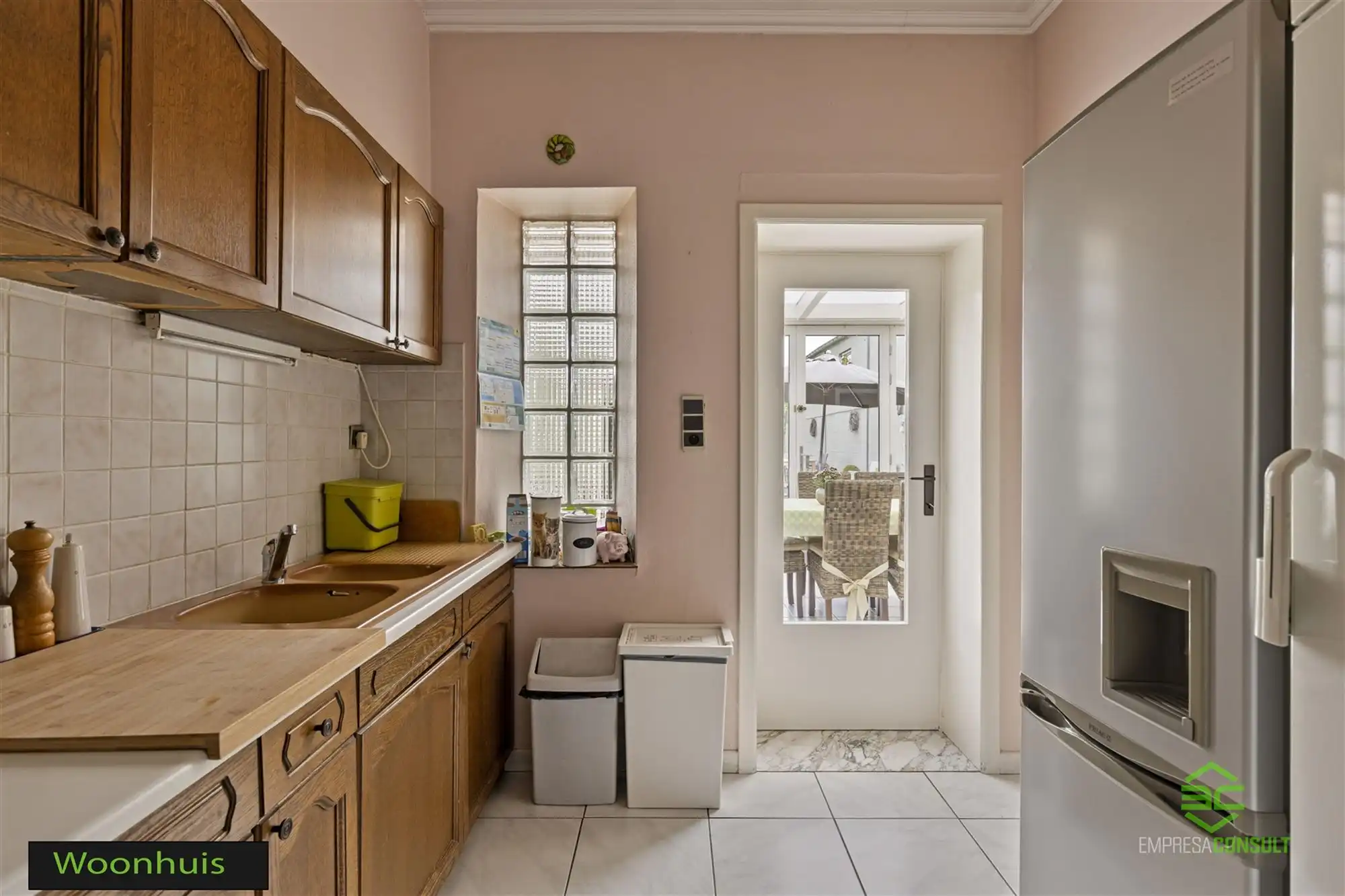 Ruime woning met 8 slpk + 1 magazijn op 21a 24ca! foto 11