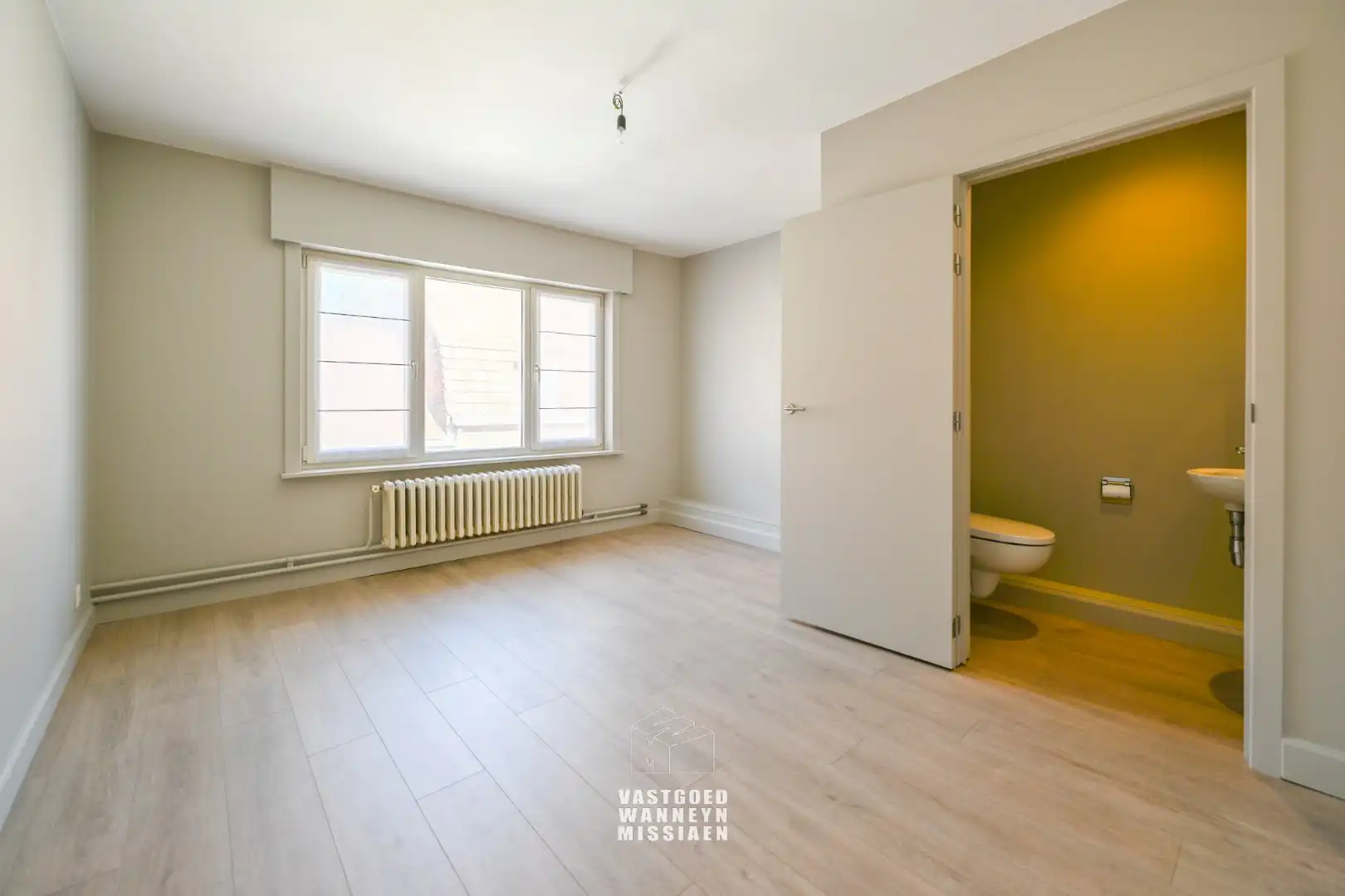 Rolstoeltoegankelijke woning met gelijkvloerse slaap- en badkamer met zeer aangenaam patio terras foto 15