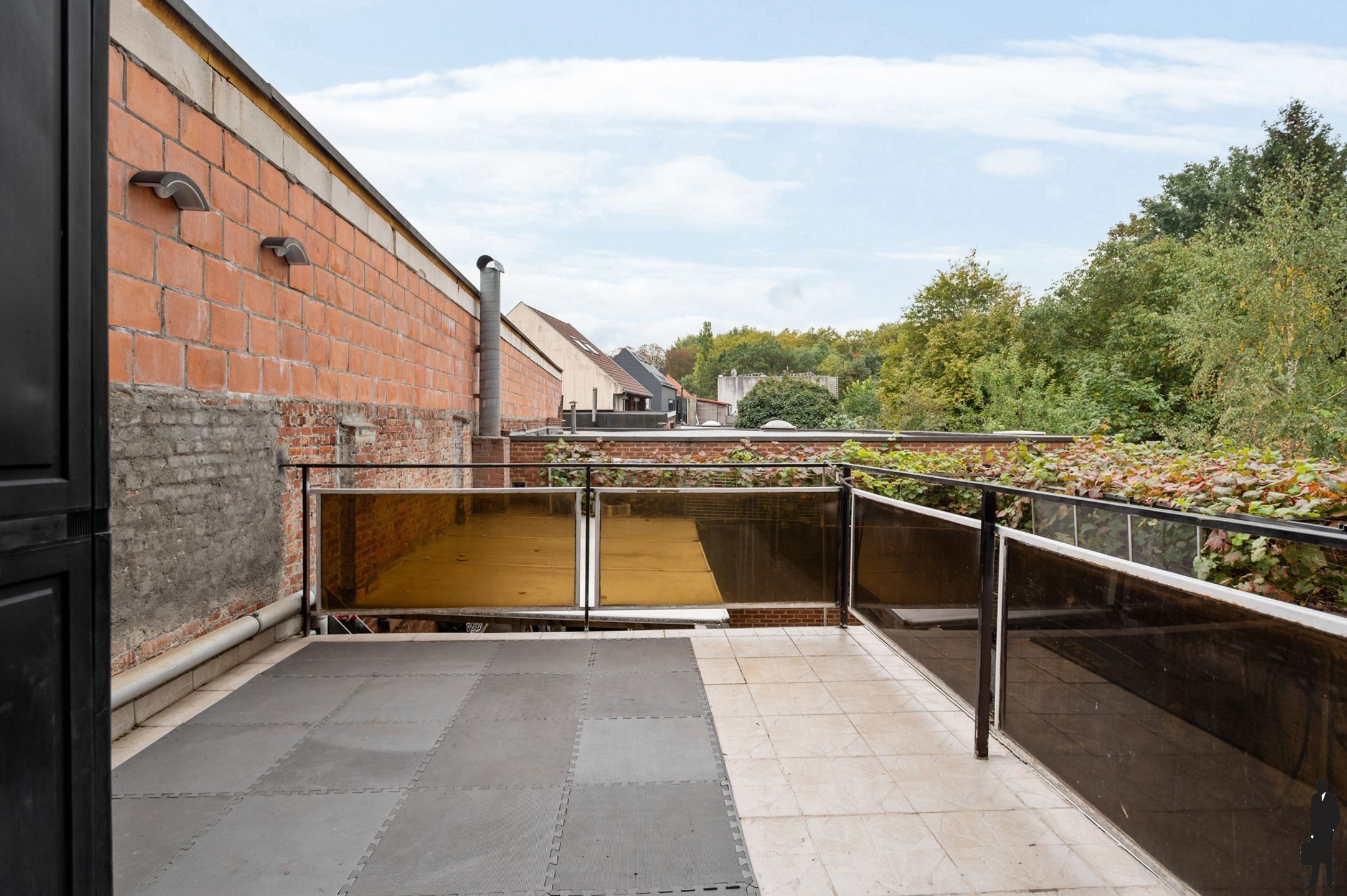 Appartementsgebouw op top-locatie te koop foto 46