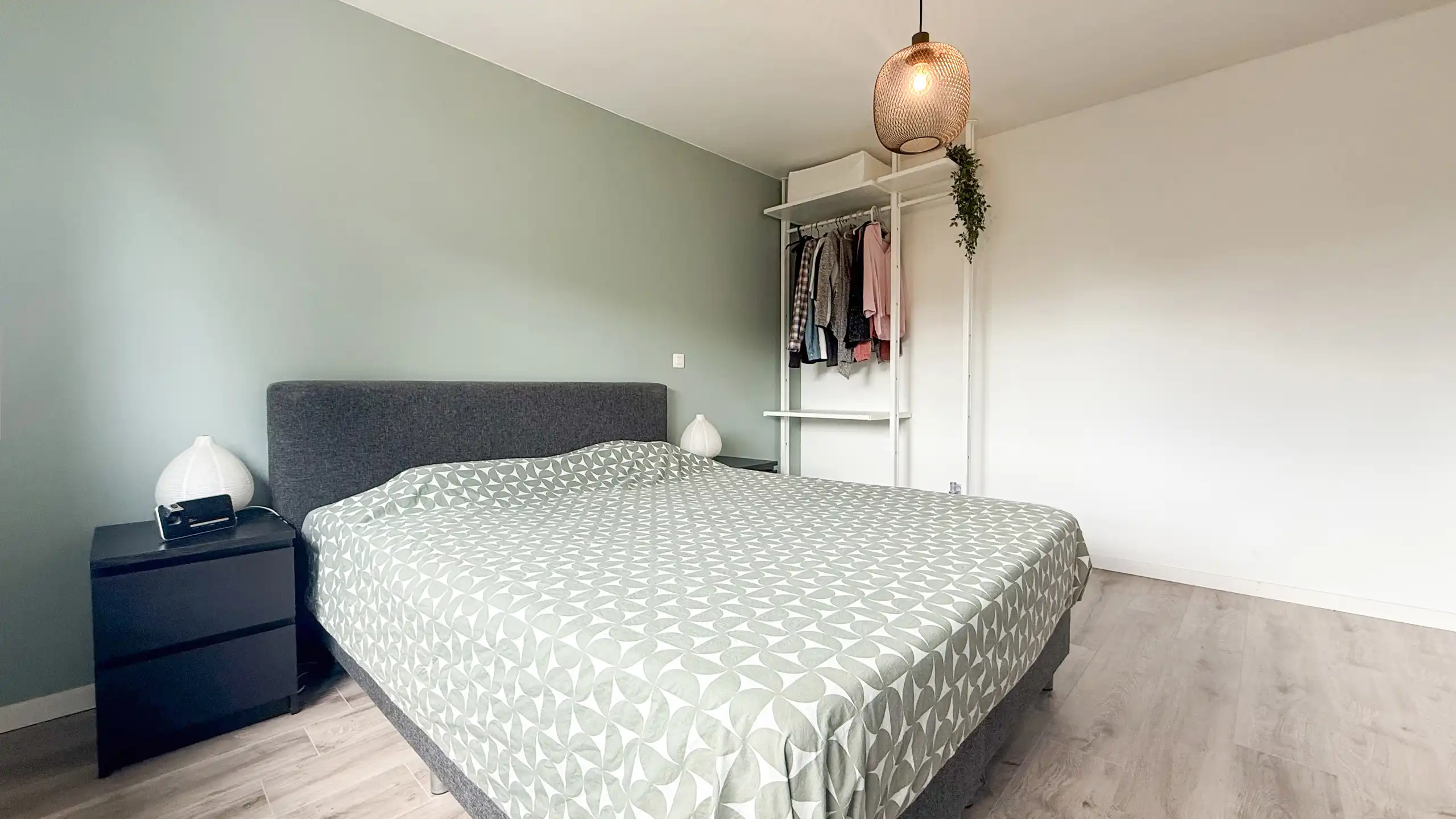 Moderne halfopen woning met 3 slpks en tuin! foto 26