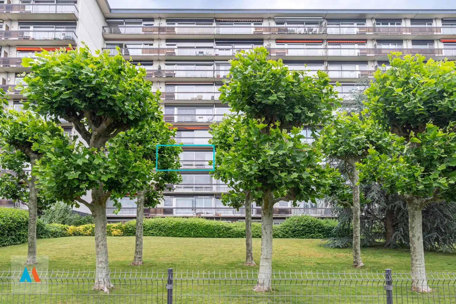 Appartement met twee slaapkamers foto {{pictureIndex}}